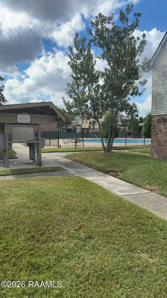1314 Dulles Dr #A - Photo 5 of 25