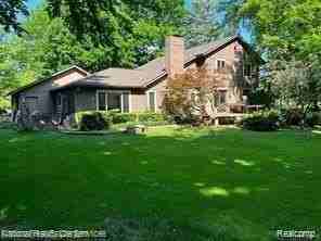 22032 Meridian Ln - Photo 4 of 16