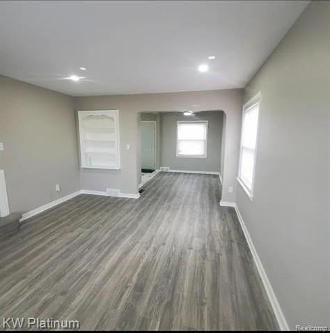 504 Marquette Dr - Photo 3 of 8