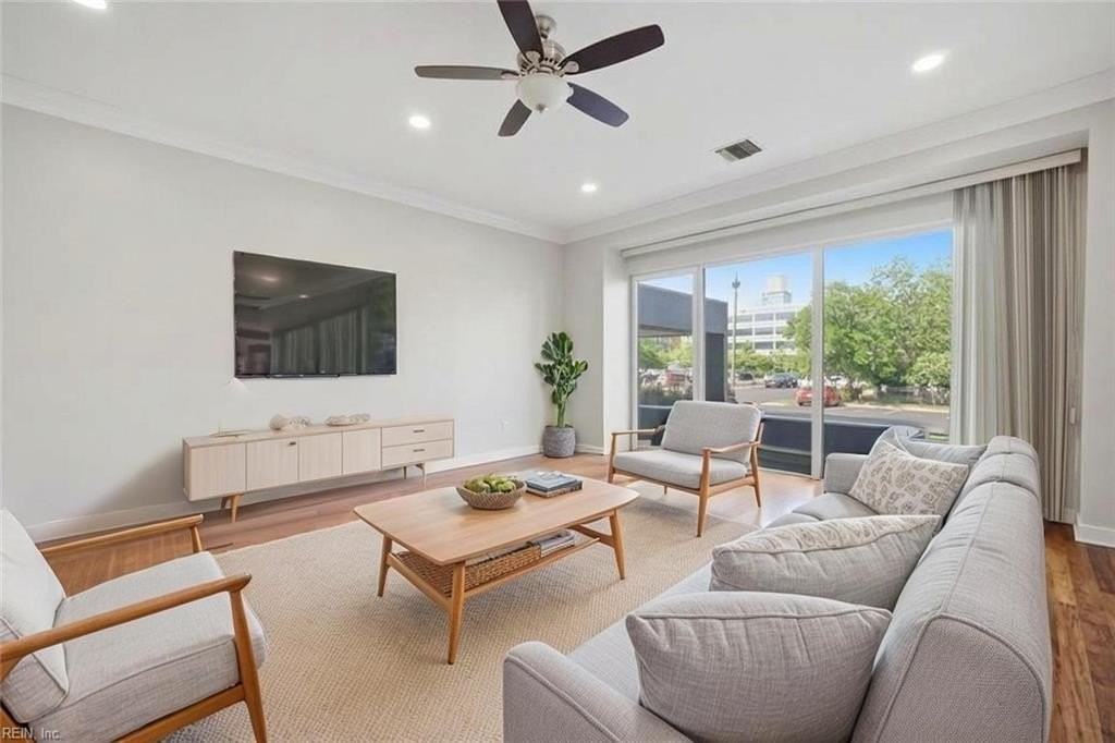 40 Rader St #101 - Photo 6 of 23