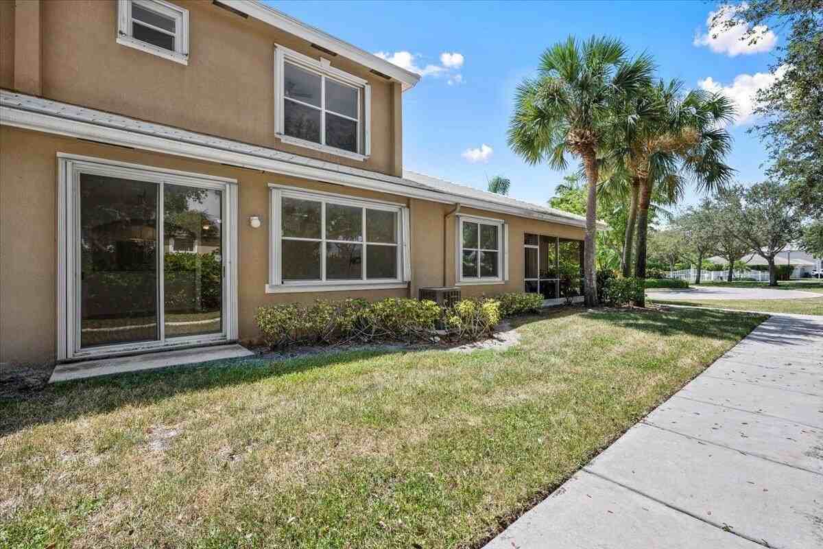 6891 Blue Skies Dr - Photo 4 of 41
