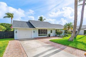 featured image of 1515 Gallinule Dr