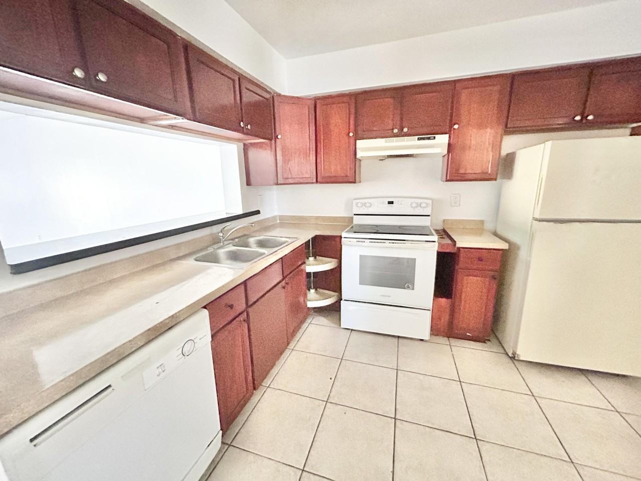 2205 Sw 80th Ter #2205 - Photo 3 of 22