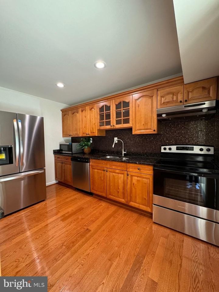 4201 Bel Pre Rd - Photo 5 of 14