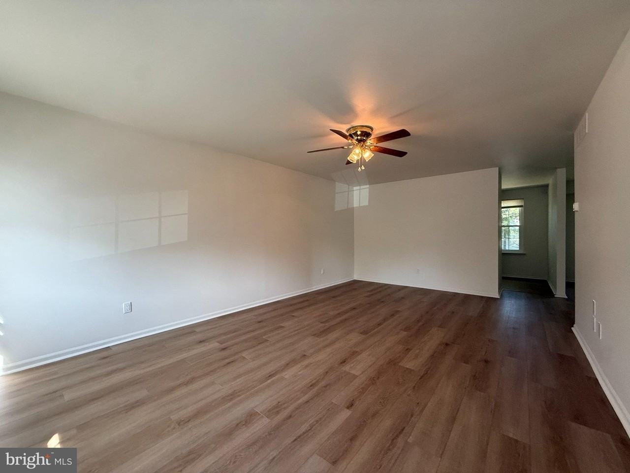 1773 Quail Ct #B - Photo 2 of 13