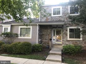 10 Lantern Ln - Photo 1 of 1