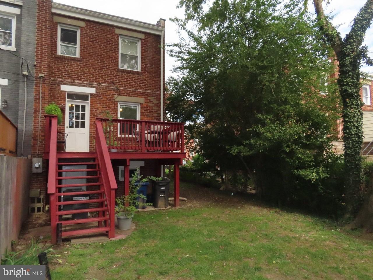 1608 Princess St - Photo 3 of 15