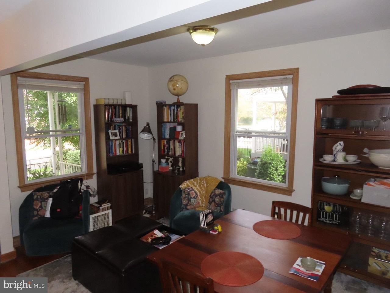 1608 Princess St - Photo 4 of 15