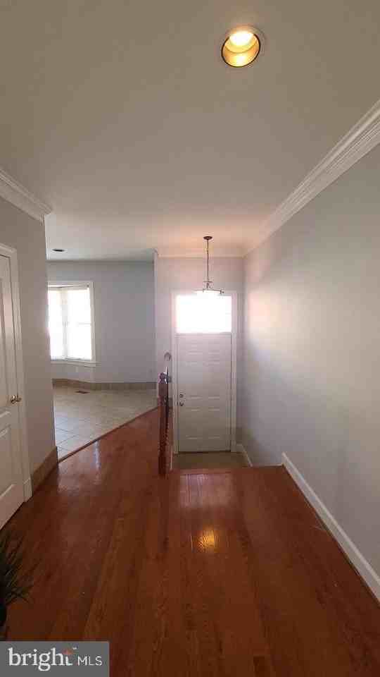 8172 Madrillon Ct - Photo 3 of 25