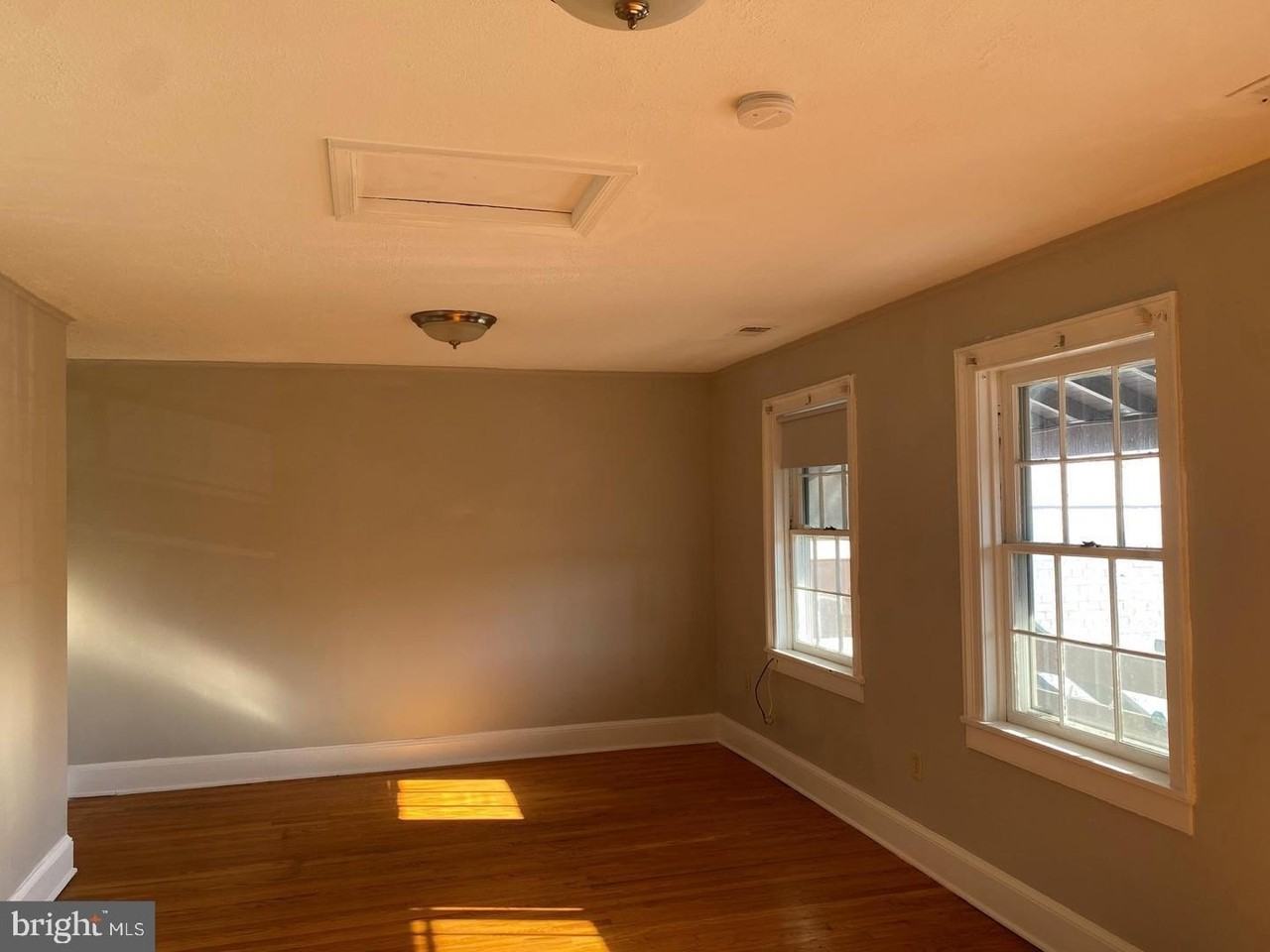 47 S Cameron St - Photo 4 of 15