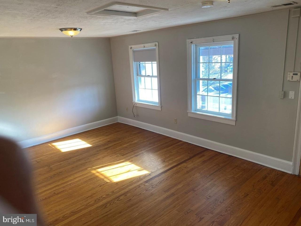 47 S Cameron St - Photo 5 of 15