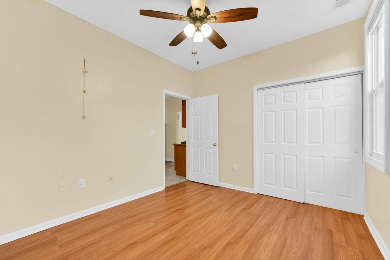 197 Westervelt Ave - Photo 5 of 12