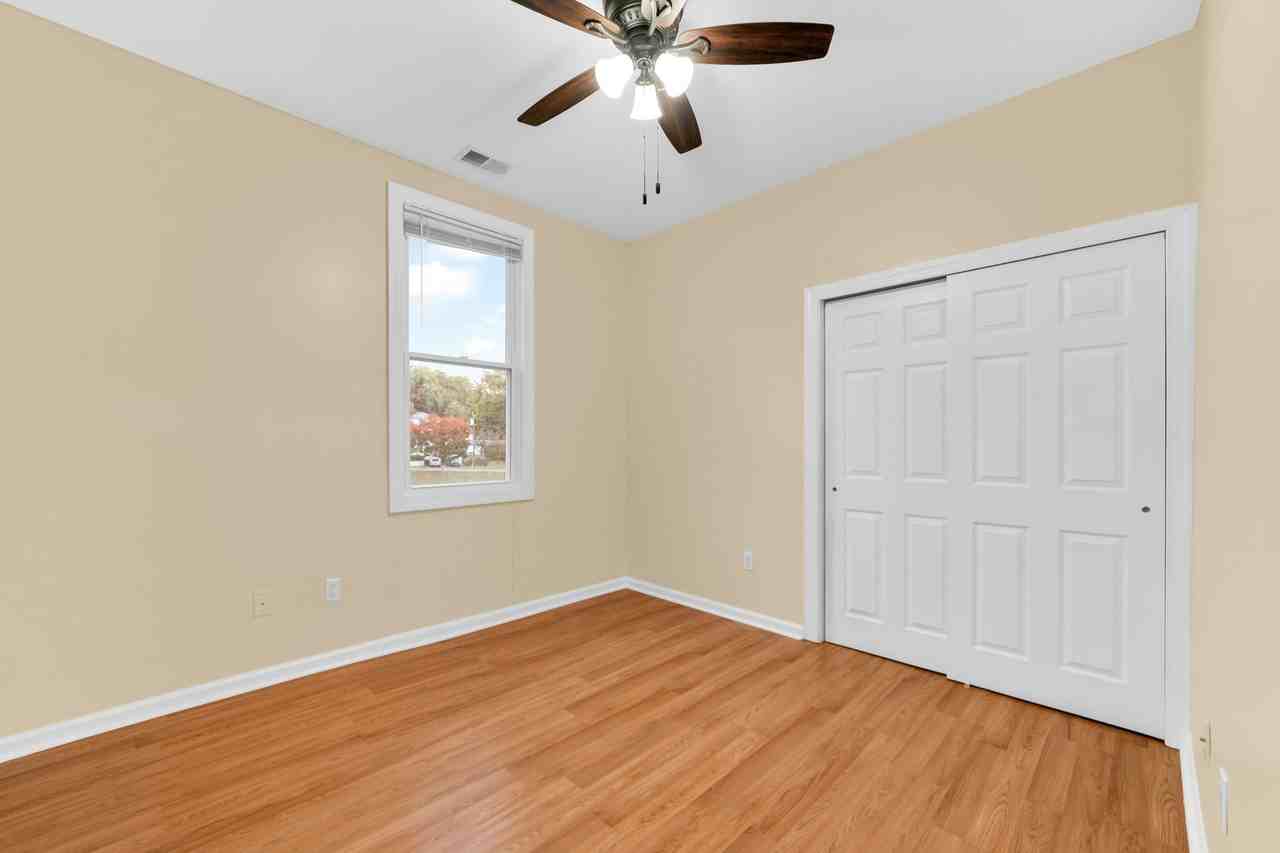 197 Westervelt Ave - Photo 6 of 12