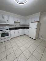 featured image of 900 Lexington Street #b3