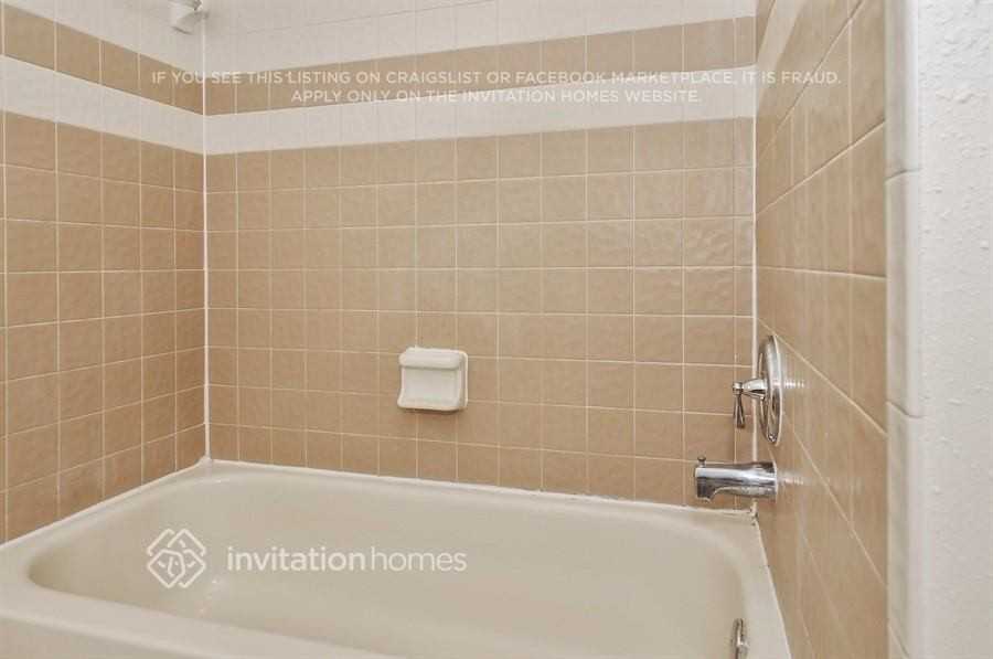 7713 Deer Foot Dr - Photo 3 of 8