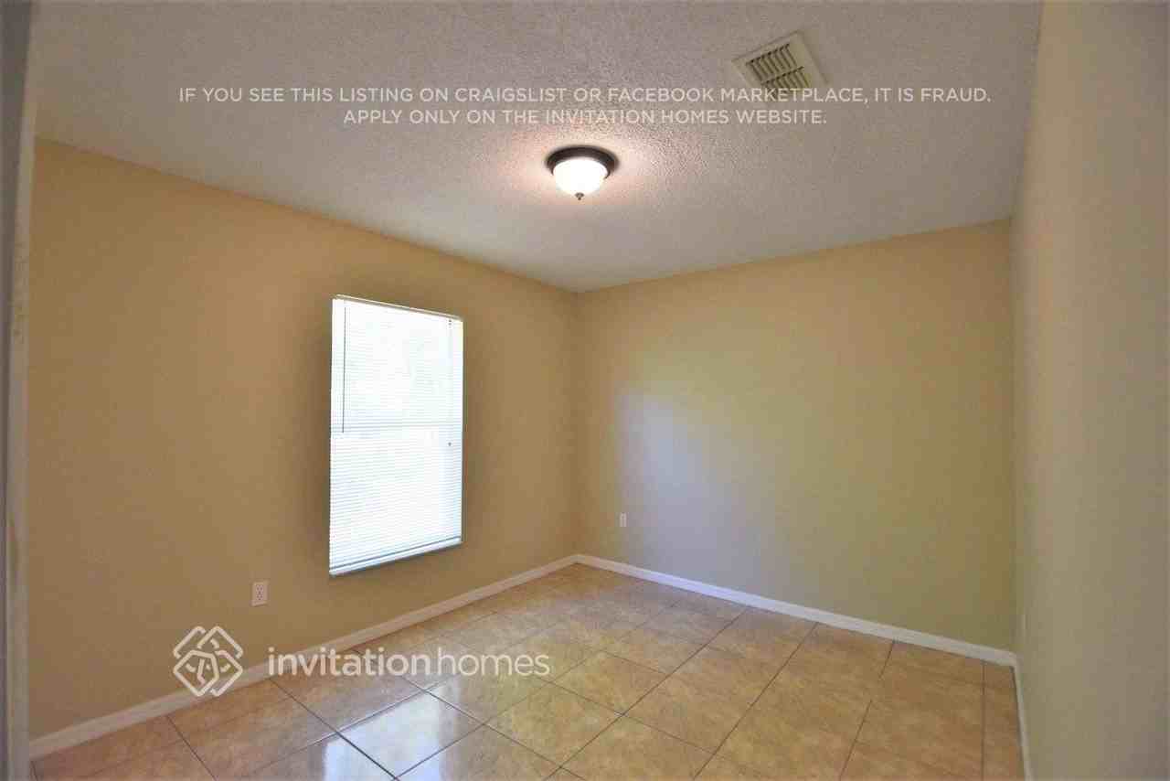 426 Thousand Oaks Blvd - Photo 7 of 12