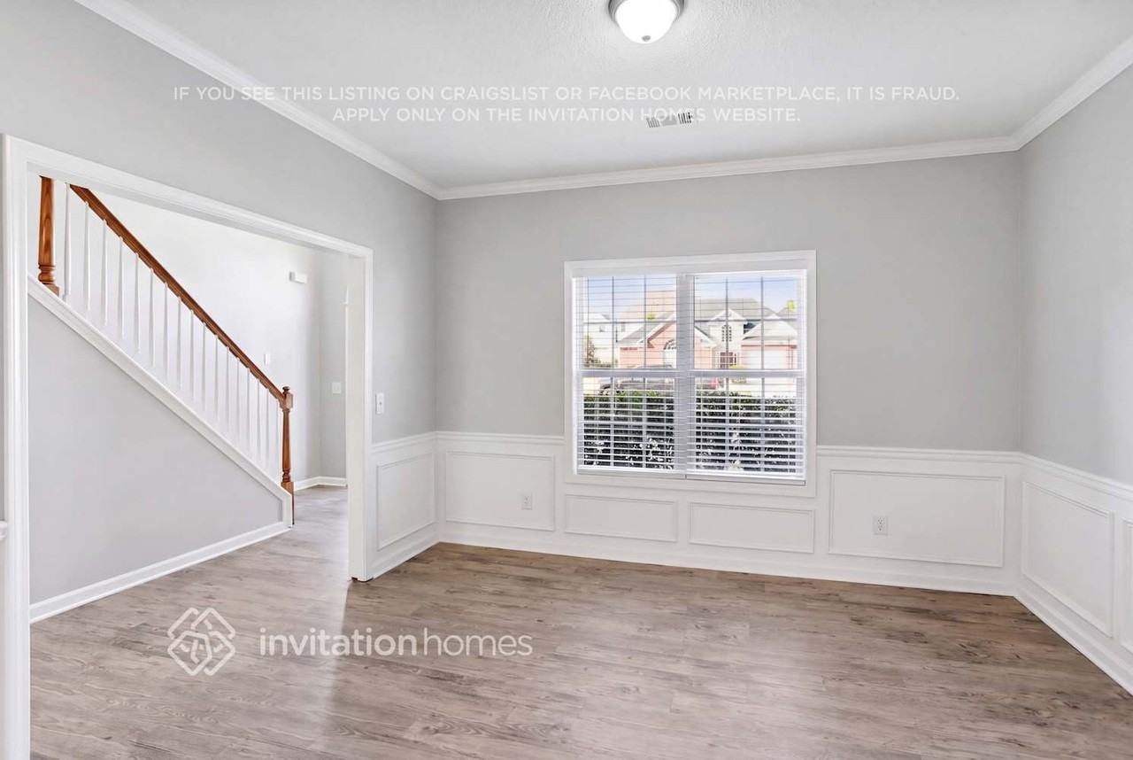 7356 Ledgestone Ln - Photo 4 of 20