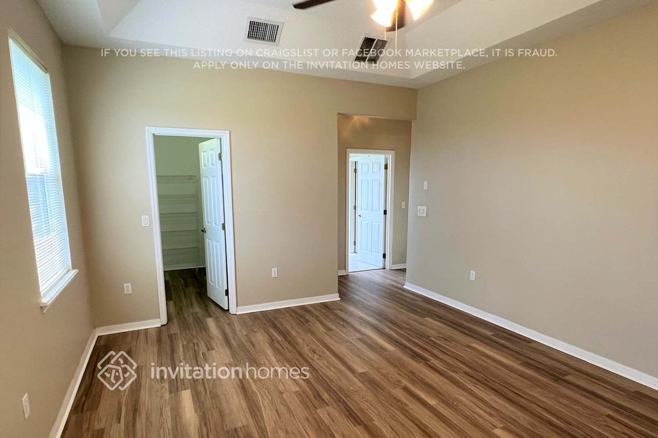 12122 Still Meadow Dr - Photo 7 of 18
