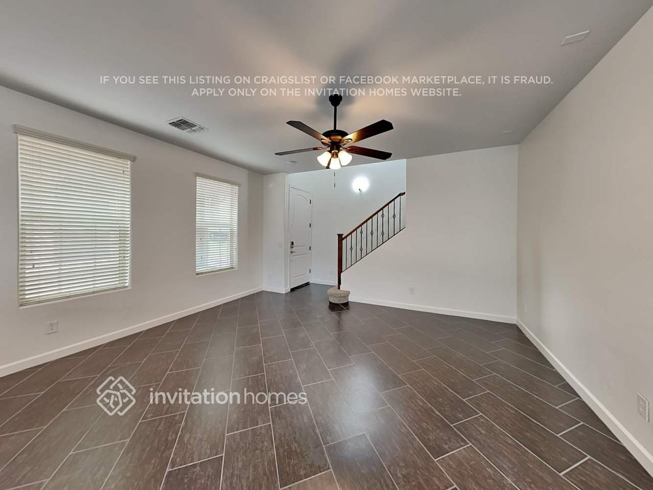 3385 E Liberty Ln - Photo 4 of 33