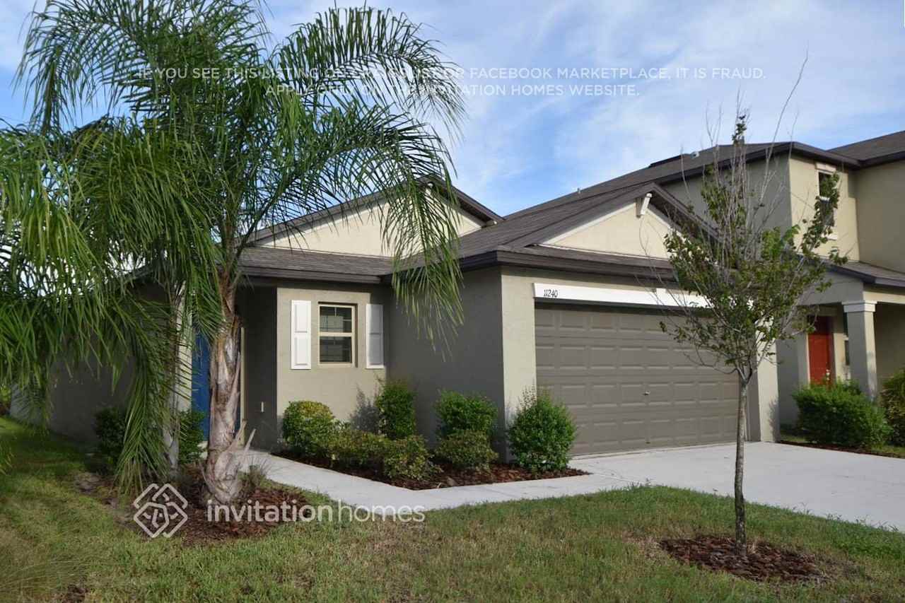11240 Riley Pines Cir - Photo 2 of 17