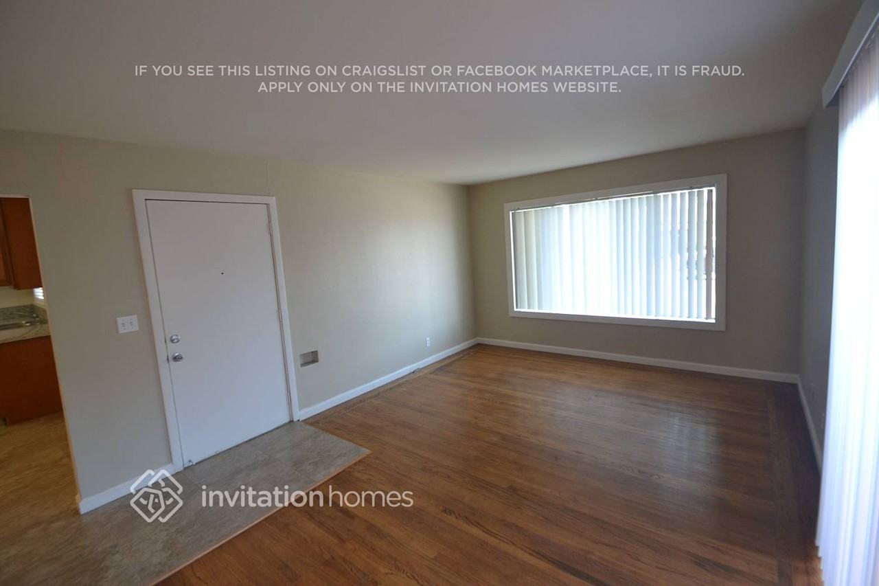 301 Dimaggio Ave - Photo 2 of 10