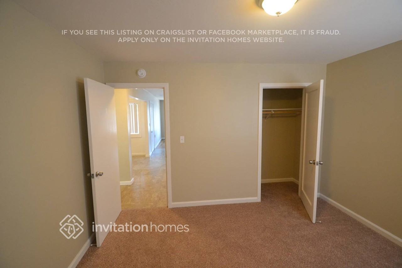 301 Dimaggio Ave - Photo 6 of 10