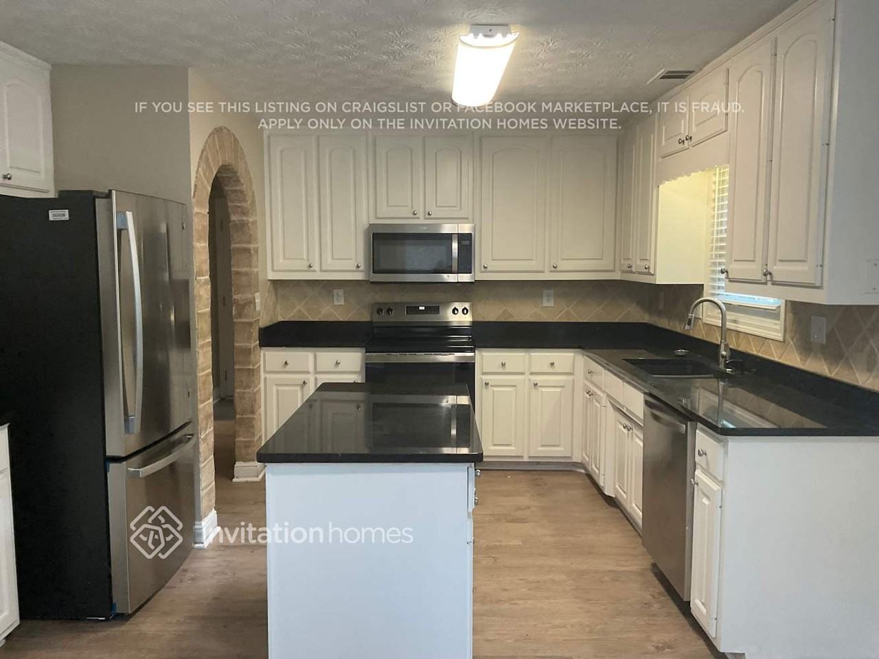 3929 Duncan Ives Dr - Photo 4 of 18