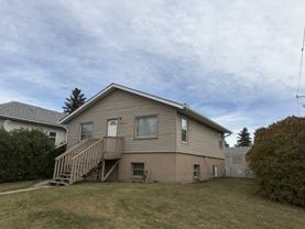 1540 47 St Se - Photo 1 of 1