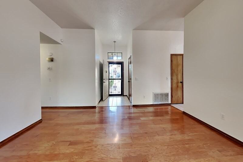 3608 Teresa Dr - Photo 2 of 21