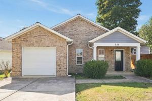featured image of 328 Schoolhouse Ct