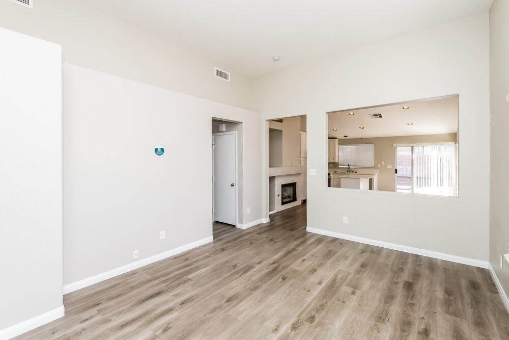 1709 Council Bluff Ln - Photo 6 of 16