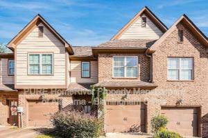 featured image of 4257 Lochshire Ln