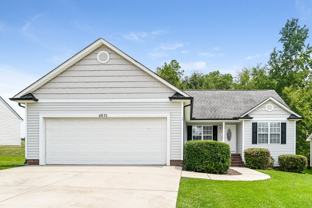 4831 Adamshire Ave - Photo 1 of 1