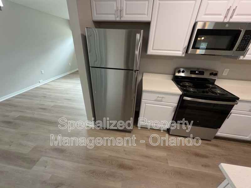 5919 Holmes Dr - Photo 2 of 19