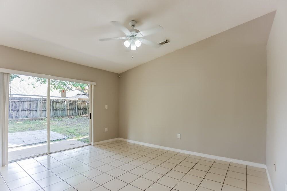 15383 Sw 178th St - Photo 7 of 16