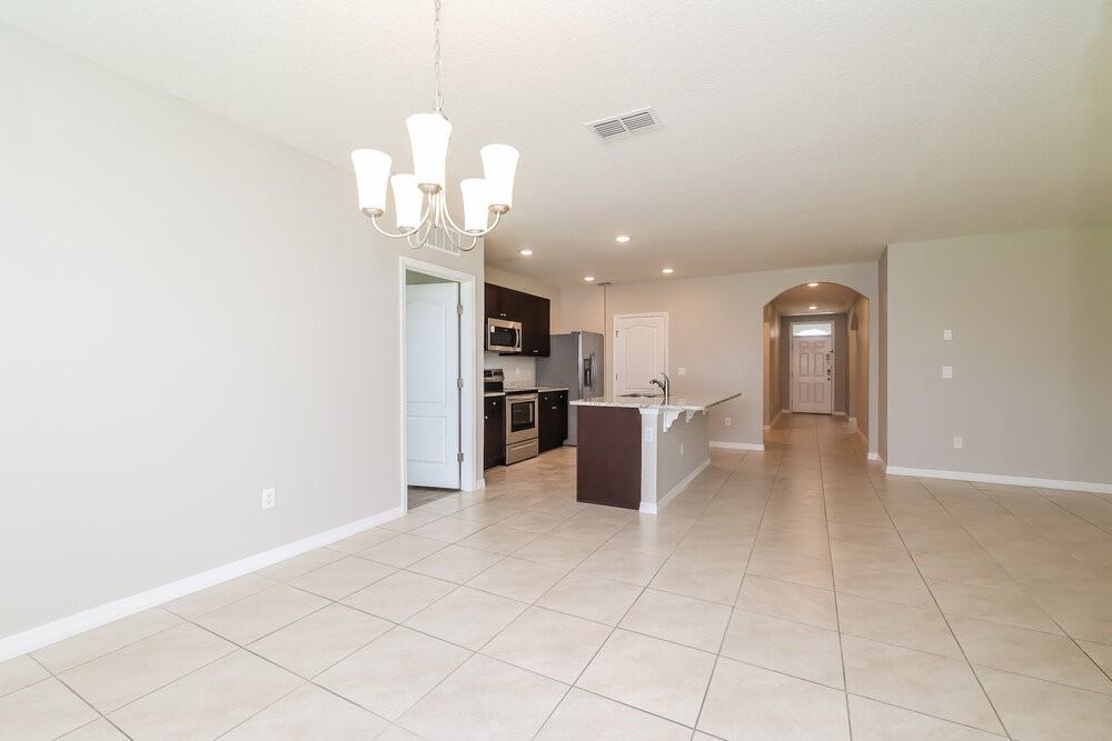 336 Tanglewood Dr - Photo 5 of 16