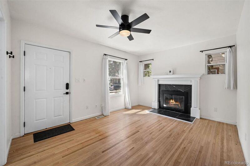 3726 S Sherman St - Photo 6 of 39