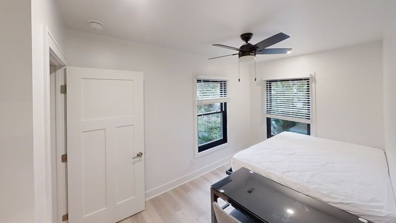 317 S Division St #D - Photo 6 of 21