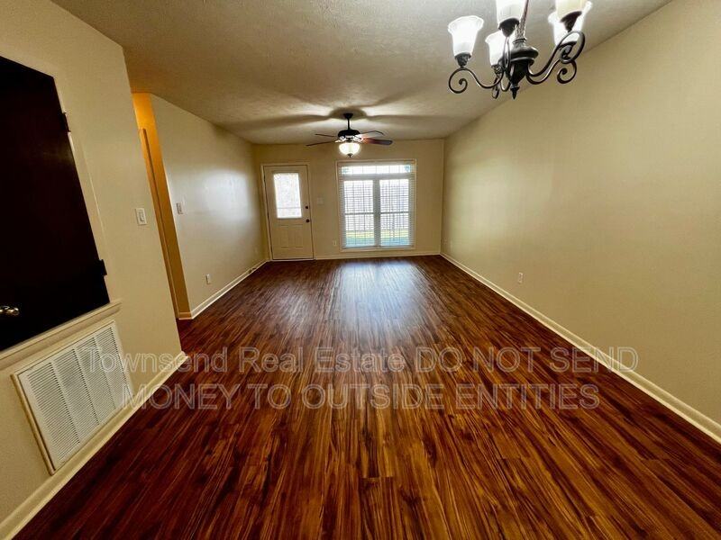 2740 Helaman Ct #6 - Photo 3 of 18