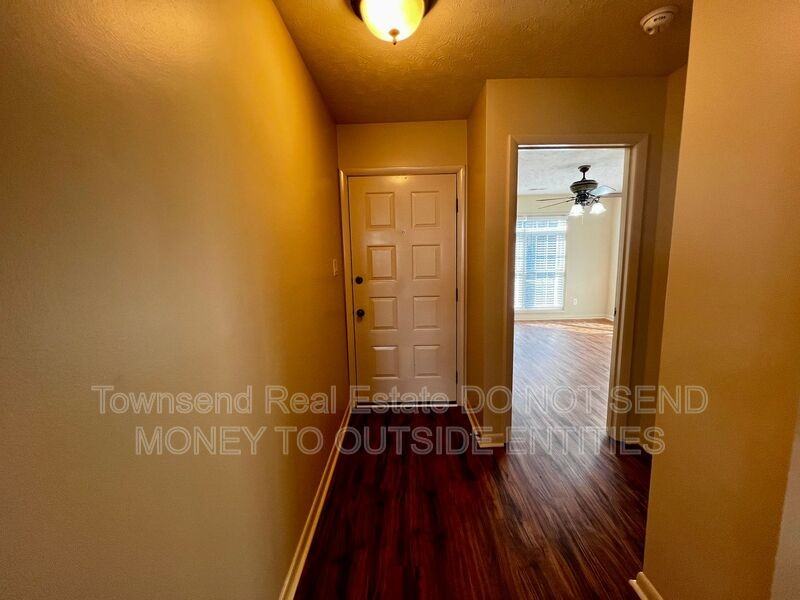 2740 Helaman Ct #6 - Photo 5 of 18