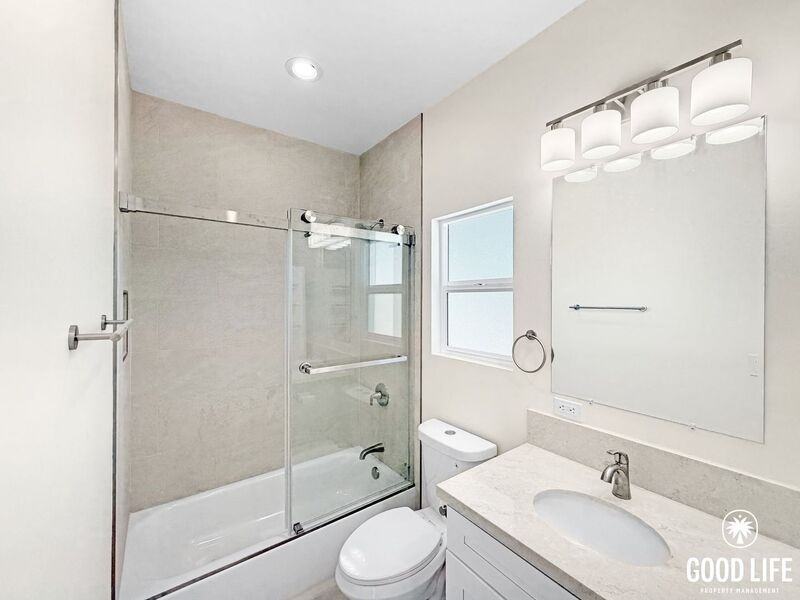 5108 Savannah St - Photo 7 of 13