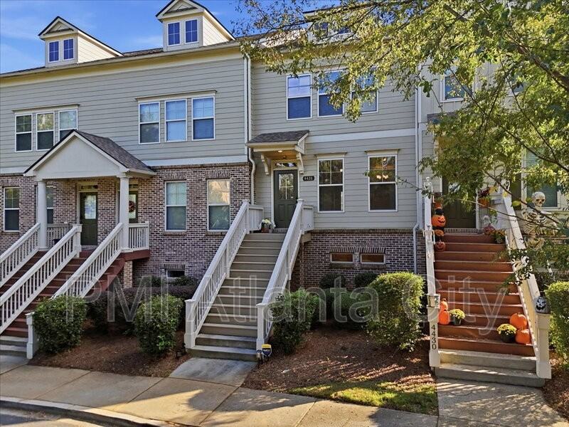 4428 Grove Field Park - Photo 4 of 50