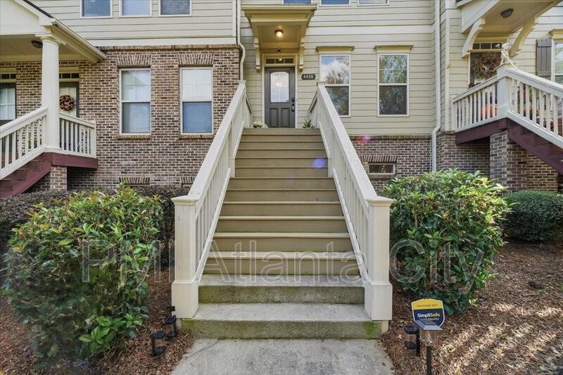 4428 Grove Field Park - Photo 5 of 50
