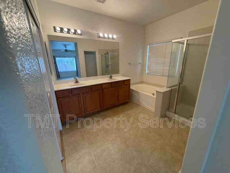 9965 Firethorn Way - Photo 7 of 13