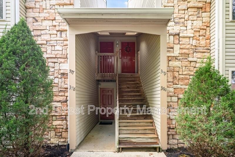 377 Tavistock - Photo 2 of 25