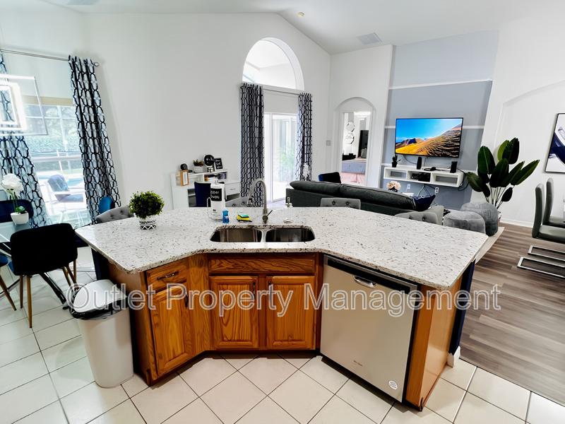 122 Highgate Park Blvd - Photo 4 of 39