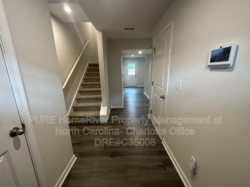 2019 Langer St - Photo 4 of 35