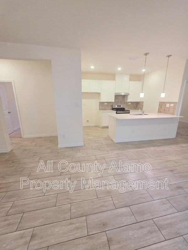 4823 Pico Pico St - Photo 6 of 29