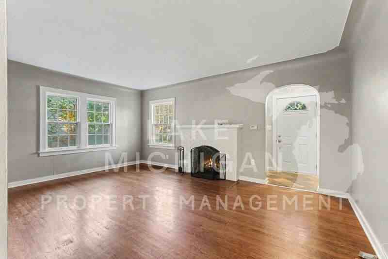 1237 Colorado Ave Se - Photo 6 of 20