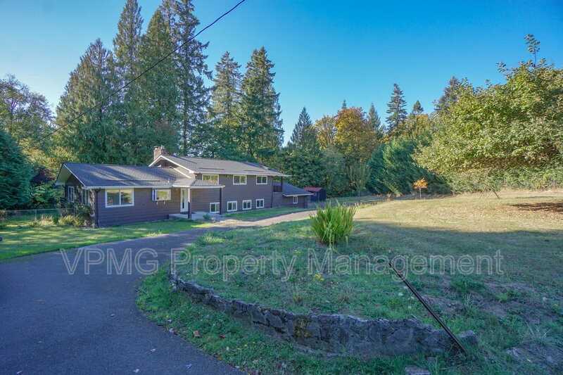139 N 19th Ct - Photo 3 of 50